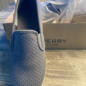 SPERRY Slip on shoes, Size 6, Gray